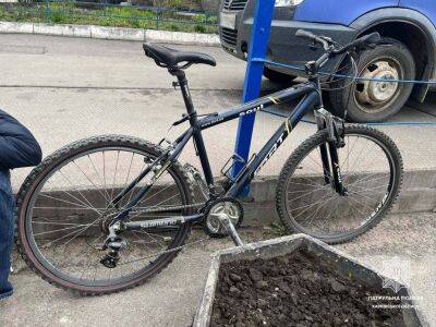 На Салтовке в Харькове поймали воров, укравших велосипед из квартиры