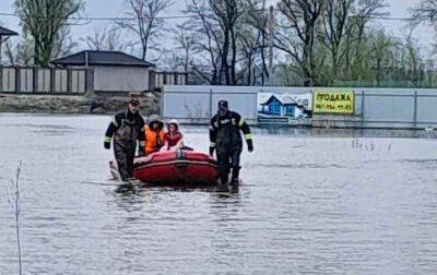 Это настоящая катастрофа: Киев уходит под воду, в регионах ситуация еще хуже. Фото, видео