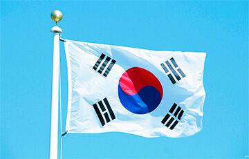 Военные Южной Кореи обстреляли нарушивший границу корабль КНДР