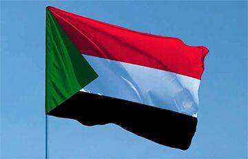 СМИ: Армия Судана захватила штабы Сил быстрого реагирования