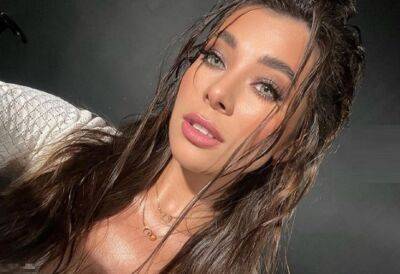 "Неприятно смотреть": Мисс Украина-Вселенная Неплях в мокрой футболке оскандалилась купанием в Иордане
