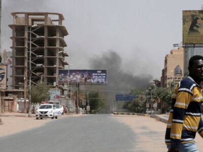 Количество жертв столкновений армии и спецназовцев в Судане приблизилось к 100