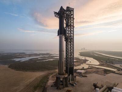 Starship впервые летит на орбиту — наблюдаем за историческим запуском SpaceX вживую