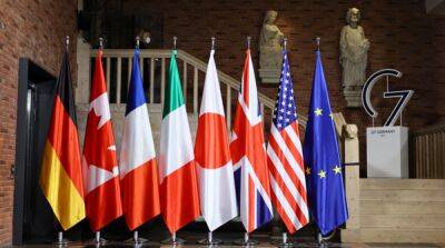 G7 не будет менять потолок цен на российскую нефть – Reuters