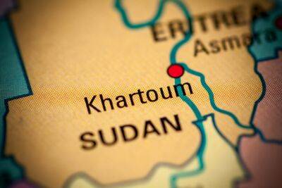 В результате боев в Судане погибло более 100 мирных жителей