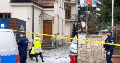 В Кракове умер 62-летний украинец, который поджег себя возле Генконсульства