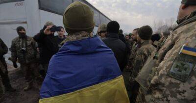 "Помним обо всех": Зеленский рассказал, сколько украинцев вернули из плена с 24 февраля (видео)