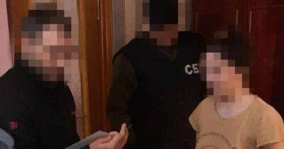 Сбежала под Винницу и выдавала себя за переселенку: СБУ задержала дочь коллаборанта из Чернобаевки