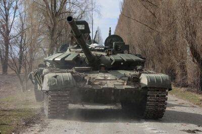 россия отстает в оснащении и развертывает в войне танки времен Второй мировой войны - CNN