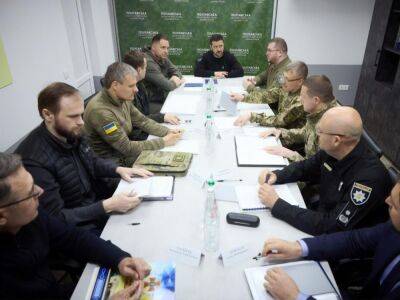 Зеленский в Полтавской области провел совещание по безопасности и социально-экономической ситуации