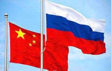 «Россия падает на колени перед Китаем»