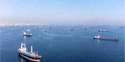 «Они смогли переориентироваться». Как РФ продолжает использовать Черное море для экспорта нефти на фоне санкций ЕС — объясняет главред BlackSeaNews