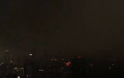 Стамбул окутали гигантские валовые облака - korrespondent.net - Украина - Италия - Турция - Стамбул