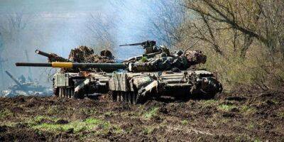 ВСУ уничтожили два склада боеприпасов РФ и отбили более 40 атак на Донбассе — Генштаб
