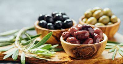 В чем разница между маслинами и оливками: простые ответы на вечный вопрос