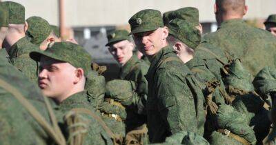 Будут сидеть дома: в "ДНР" начался весенний призыв на срочную службу в армию