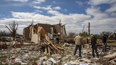 В США растет число жертв разрушительных торнадо - ru.euronews.com - США - штат Теннесси - штат Арканзас - шт. Индиана