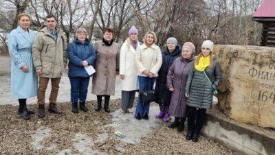 «Давно, друзья весёлые, простились мы со школою...». Встреча в Филипповской библиотеке