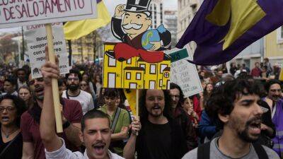 Португальцы протестуют против жилищного кризиса