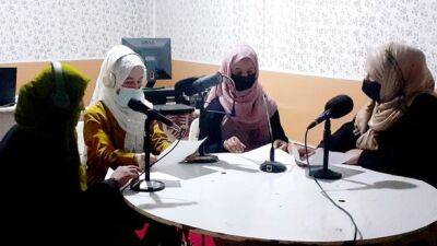 Талибы закрыли единственную женскую радиостанцию в Афганистане - unn.com.ua - Украина - Киев - Афганистан - Талибан