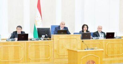 Ольга Маджлиси - Депутаты парламента Таджикистана внесли изменения и дополнения в ряд законов - dialog.tj - Таджикистан