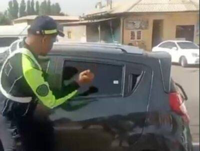 Водителя, который пытался сбежать от остановившего его инспектора ДПС, отправили на пять суток под арест - podrobno.uz - Узбекистан - Ташкент