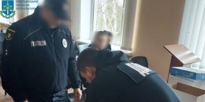 Издевались два часа. В Хмельницкой области шестерых полицейских подозревают в избиении задержанного — Офис генпрокурора