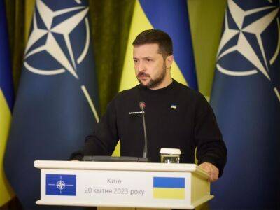 Зеленский: Нет ни одного объективного барьера, препятствующего принятию политических решений о приглашении Украины в НАТО