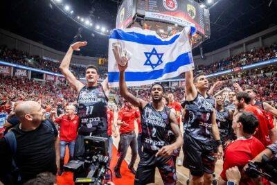 Хапоэль Иерусалим победил АЕК и вышел в полуфинал баскетбольной Лиги чемпионов