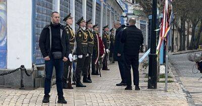 Генсек НАТО в Украине: журналисты заметили Столтенберга в центре Киева (фото)