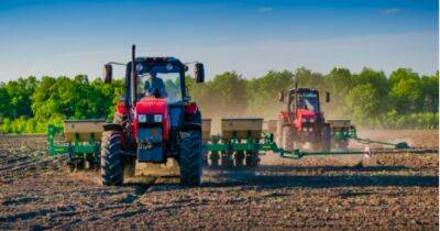 Вопреки войне: Аграрии Украины засеяли первый миллион гектаров яровых - dsnews.ua - Украина - Аграрии