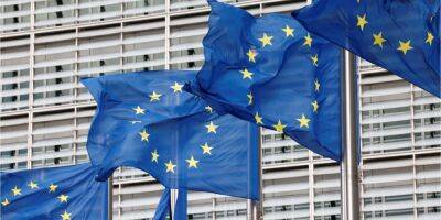 ЕС планирует запретить транзит многих товаров через Россию — Bloomberg - nv.ua - Москва - Россия - Украина - Казахстан - Турция - Эстония - Польша - Литва - Эмираты - Транзит