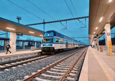 Еще один самоубийца бросился под поезд в Праге