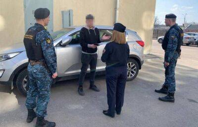 У жителя Калининского района, не оплатившего более 20 штрафов за превышение скорости, арестовали машину