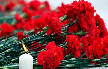 Гортензия, роза, барвинок: чем белорусы могут заменить пластиковые цветы на Радуницу
