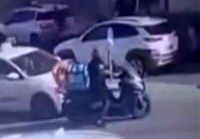 Тель-Авив: водитель такси пытался задавить сделавшего ему замечание мотоциклиста