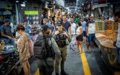 Автомобильный теракт в центре Иерусалима: четыре человека получили ранения