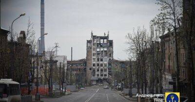 "Город руин и выживания": местные власти показали, как сейчас выглядит Мариуполь (фото)