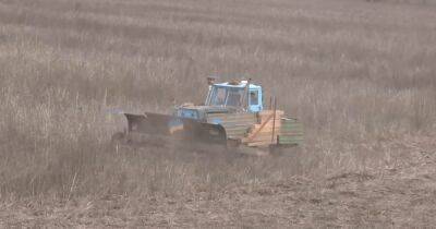 Украинские фермеры превратили трактор в беспилотную машину для разминирования (видео)