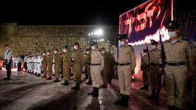 Сирена памяти прозвучала в Израиле: страна отмечает День павших в войнах и терактах