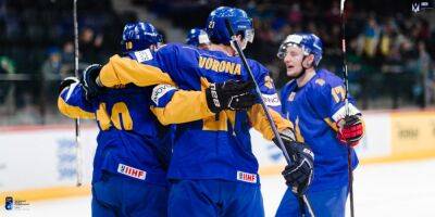 Сборная Украины добыла первую победу на ЧМ по хоккею: под каток попала Сербия — видео