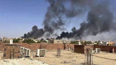 Тысячи иностранцев эвакуированы из Судана, ООН опасается других конфликтов в регионе