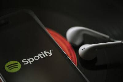 Spotify преодолел отметку в 500 миллионов активных пользователей в месяц, но доля премиум-подписчиков сократилась до 40%