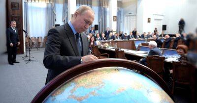 "Делили" Украину за год до войны: журналисты рассказали, как Путин решил начать вторжение