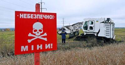 Жители Харьковской области снимают таблички о минной опасности: в чем причина (видео)