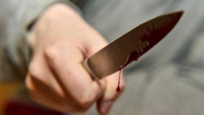 В Харькове 61-летний мужчина ударил ножом бывшую жену