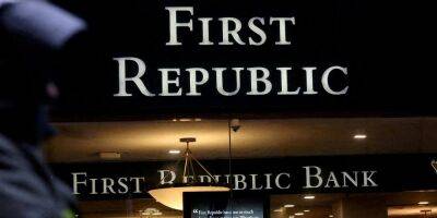 Американский банкопад. Акции First Republic Bank рухнули почти на 50% на фоне оттока депозитов