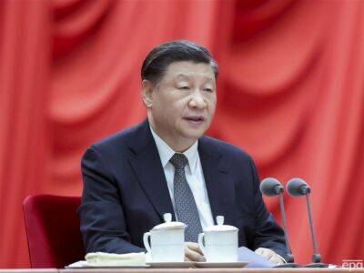 Веллер: Сегодня Си Цзиньпин – король, денег у него до фига. Вдобавок Китай приготовился скушать Россию
