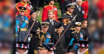 Во избежание скандала: принца Гарри отсадят на 10 рядов от семьи во время коронации Чарльза III