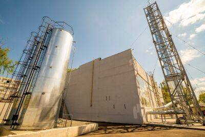 В Харькове работники «ХТМ» закончили монтаж нового газового генератора